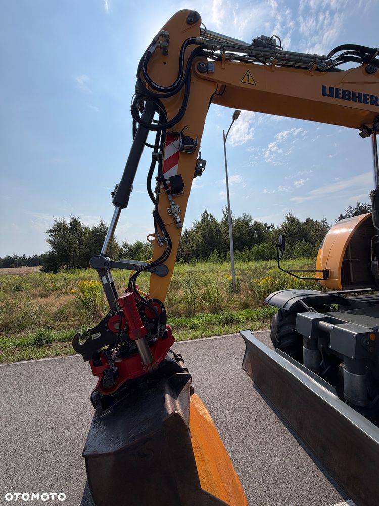 Liebherr A914 compact |rototilt |lapy-plug| - 23
