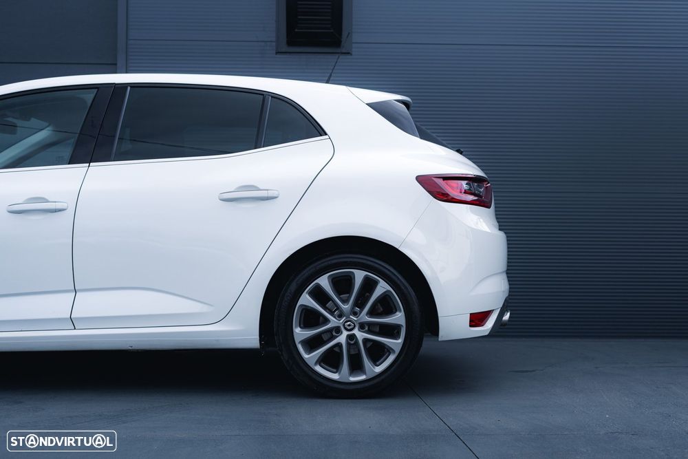 Renault Mégane 1.5 Blue dCi GT Line - 13