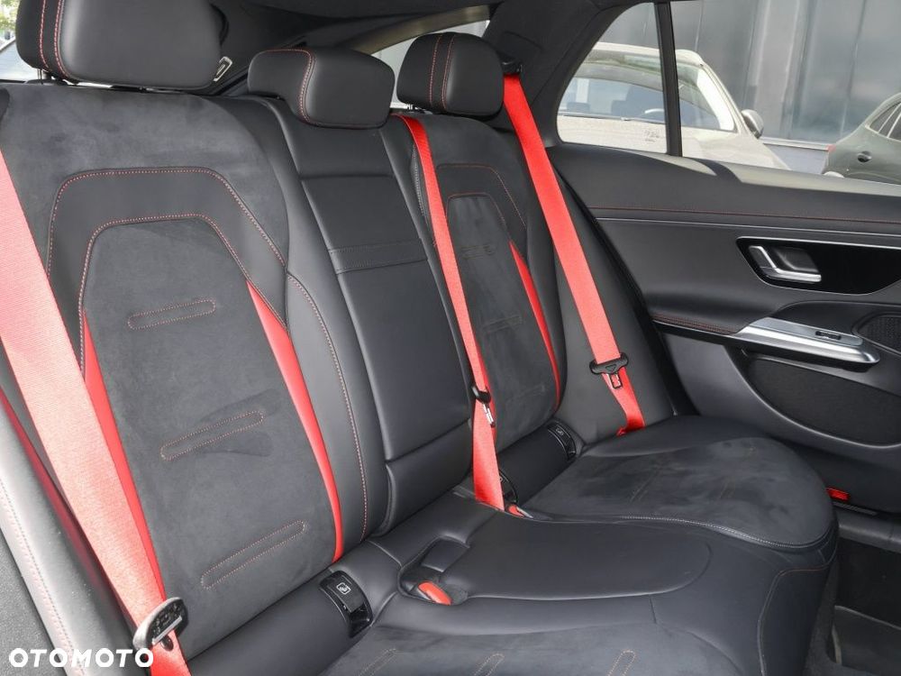 Mercedes-Benz Klasa E AMG 53 4Matic+ AMG SPEEDSHIFT TCT 9G - 6