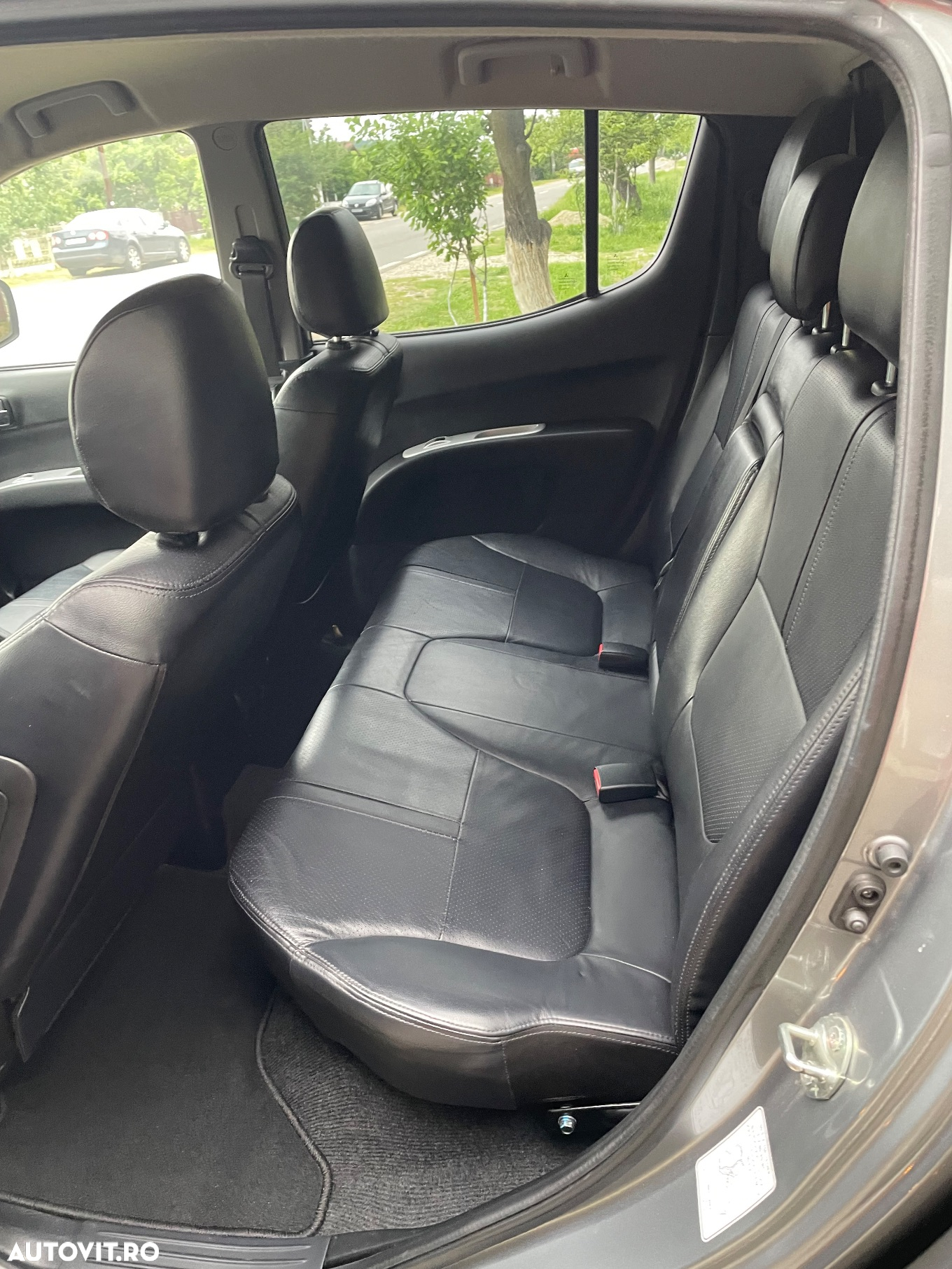 Mitsubishi L200 Pick Up 4x4 DPF Top Double Cab - 8