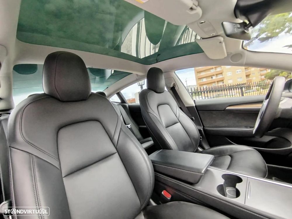 Tesla Model 3 Long-Range Dual Motor AWD - 39