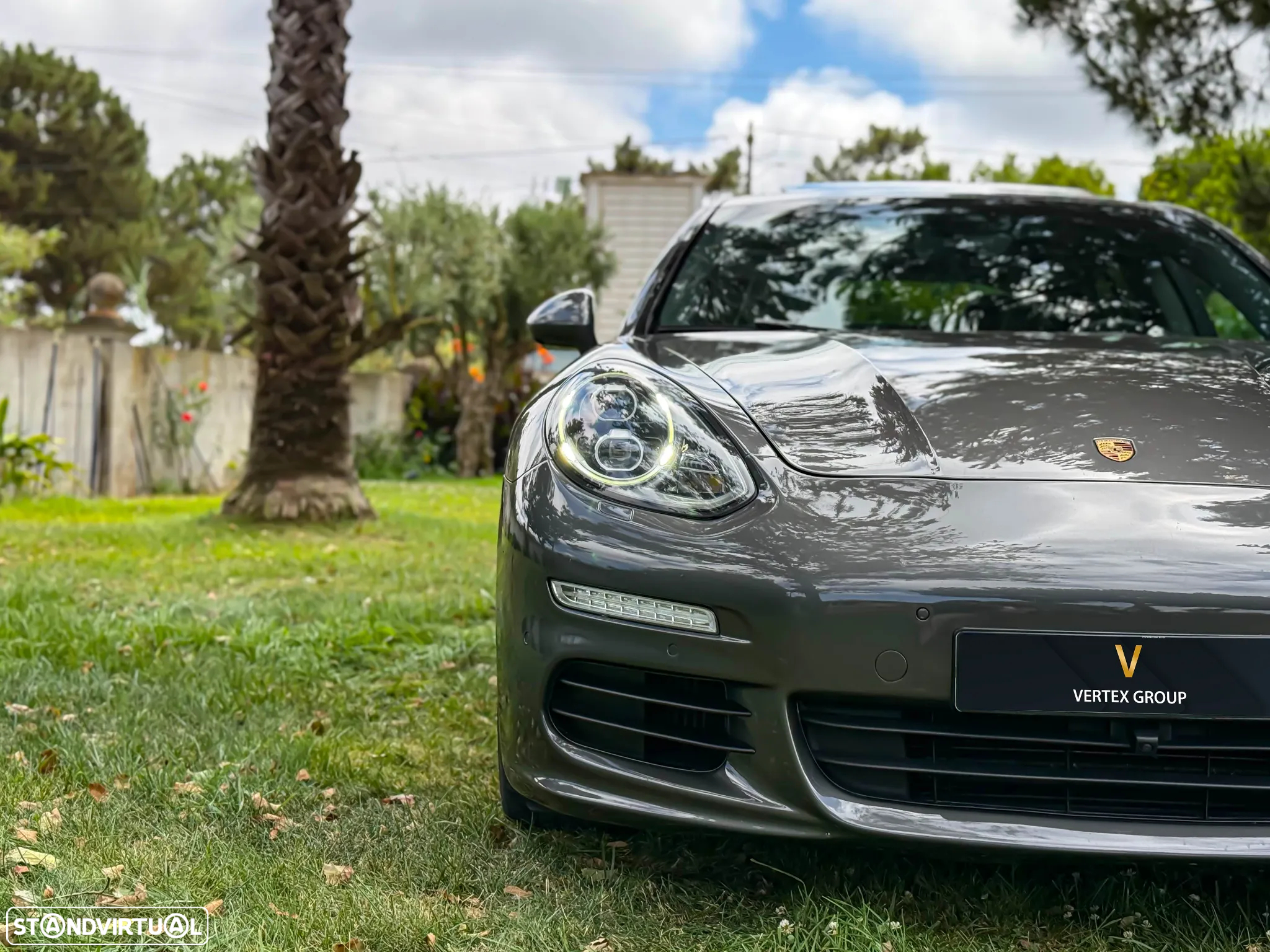 Porsche Panamera Standard - 4
