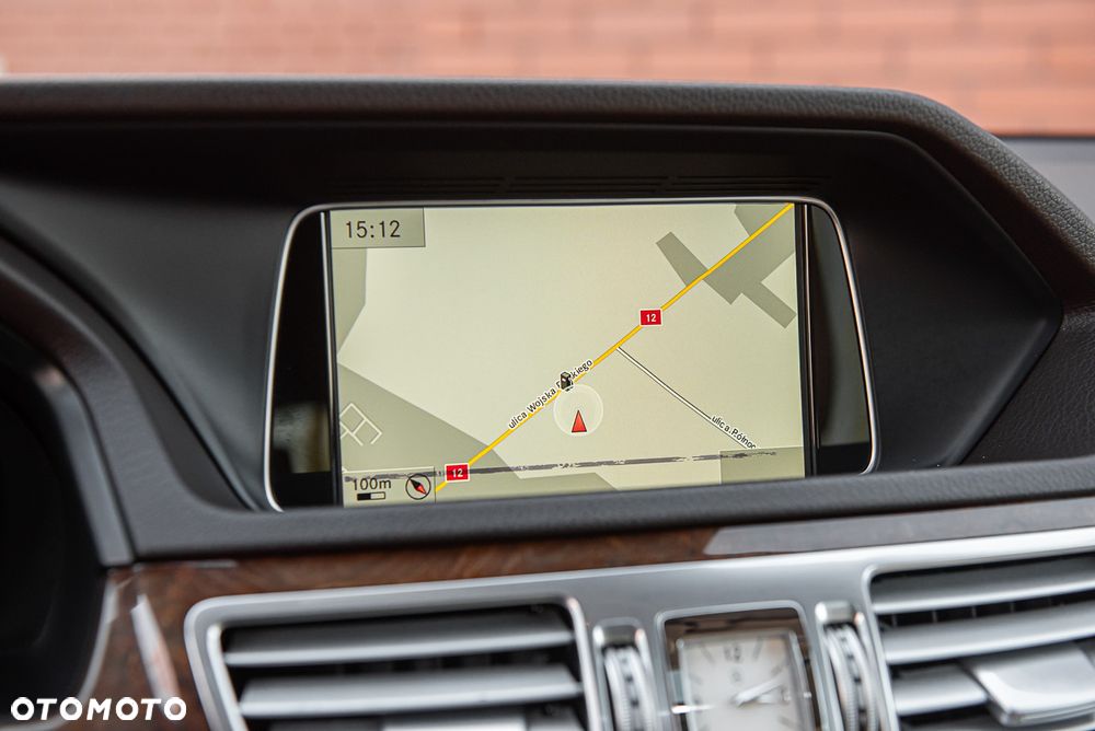 Mercedes-Benz Klasa E 350 BlueTEC 4Matic 7G-TRONIC Avantgarde - 24