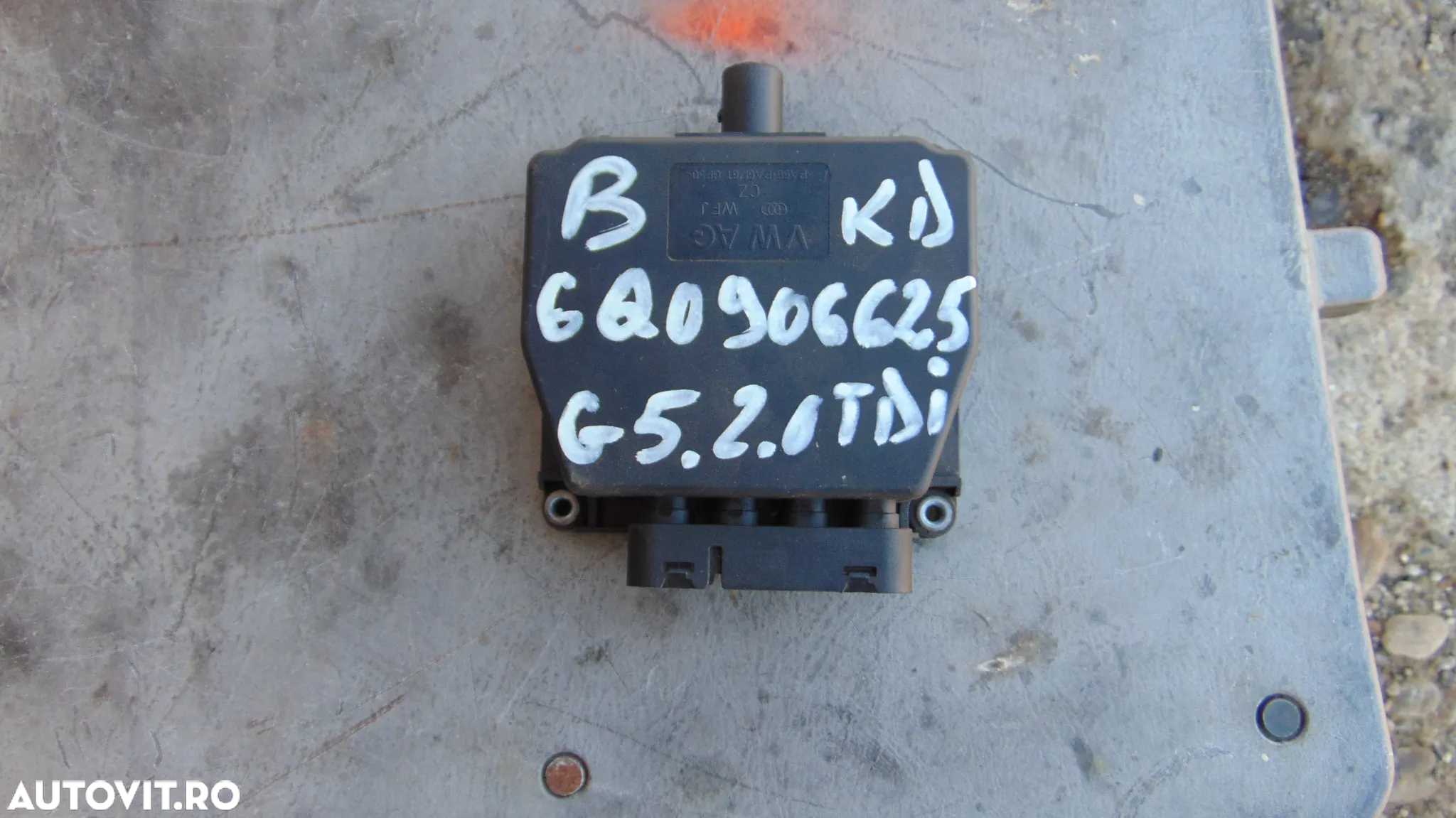 Distribuitor vacuum VW golf 5,vw jetta,audi A3 2004-2008 - 2