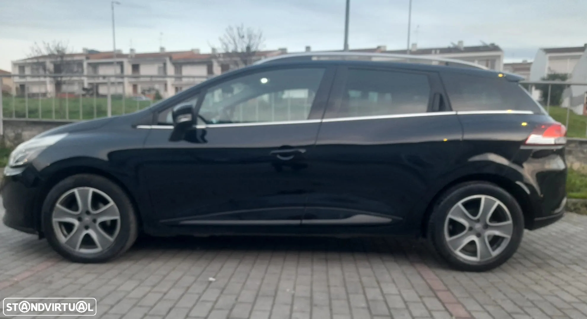 Renault Clio Sport Tourer (Energy) dCi 90 Start & Stop INTENS - 3