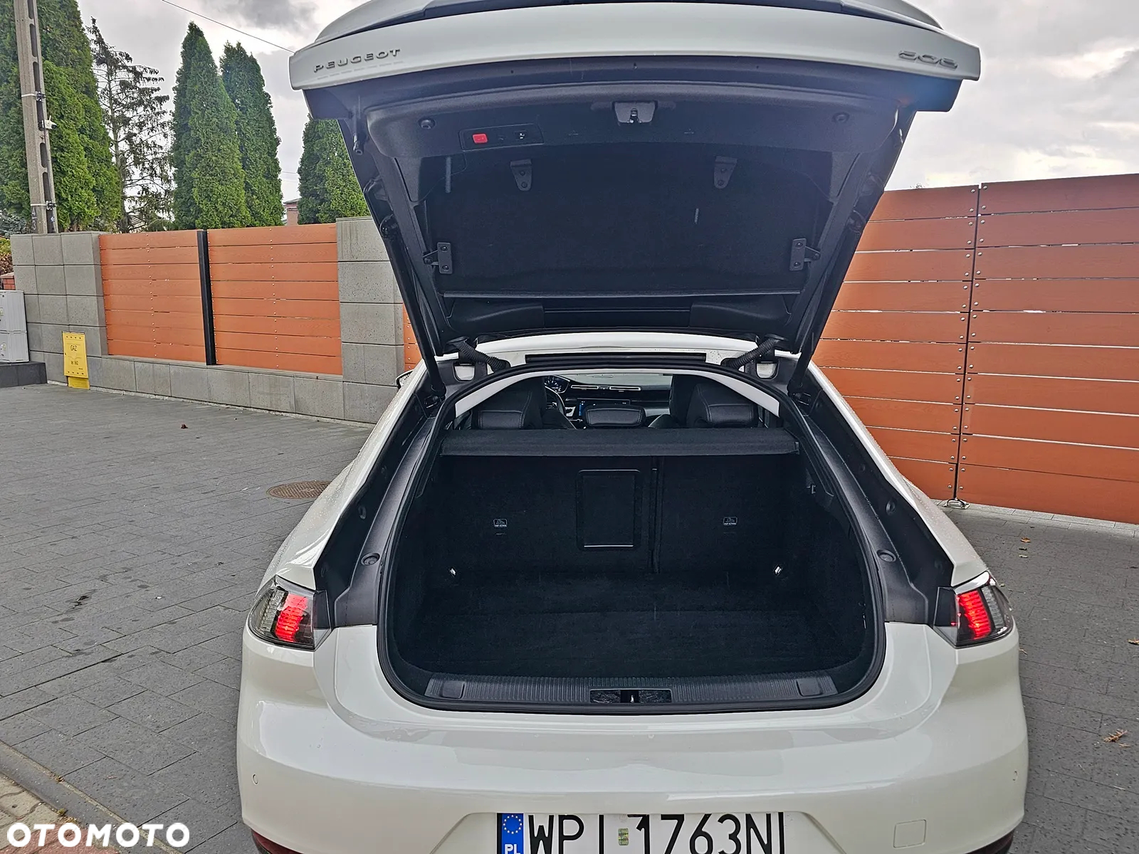 Peugeot 508 1.6 PureTech Allure S&S EAT8 - 17