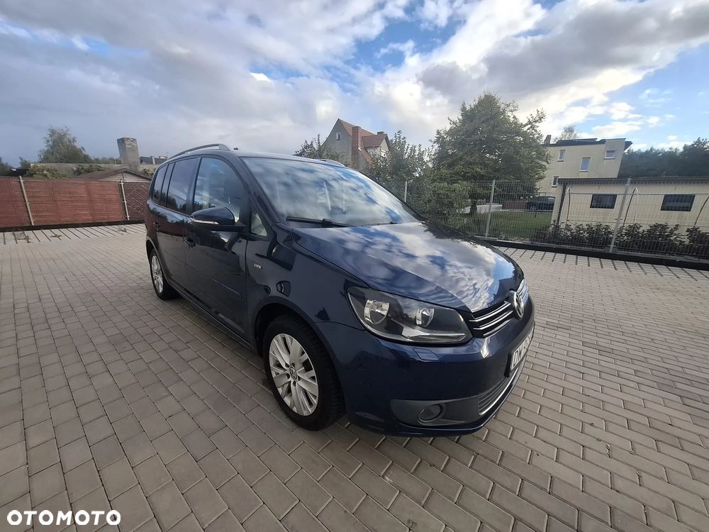 Volkswagen Touran 2013 photo 5