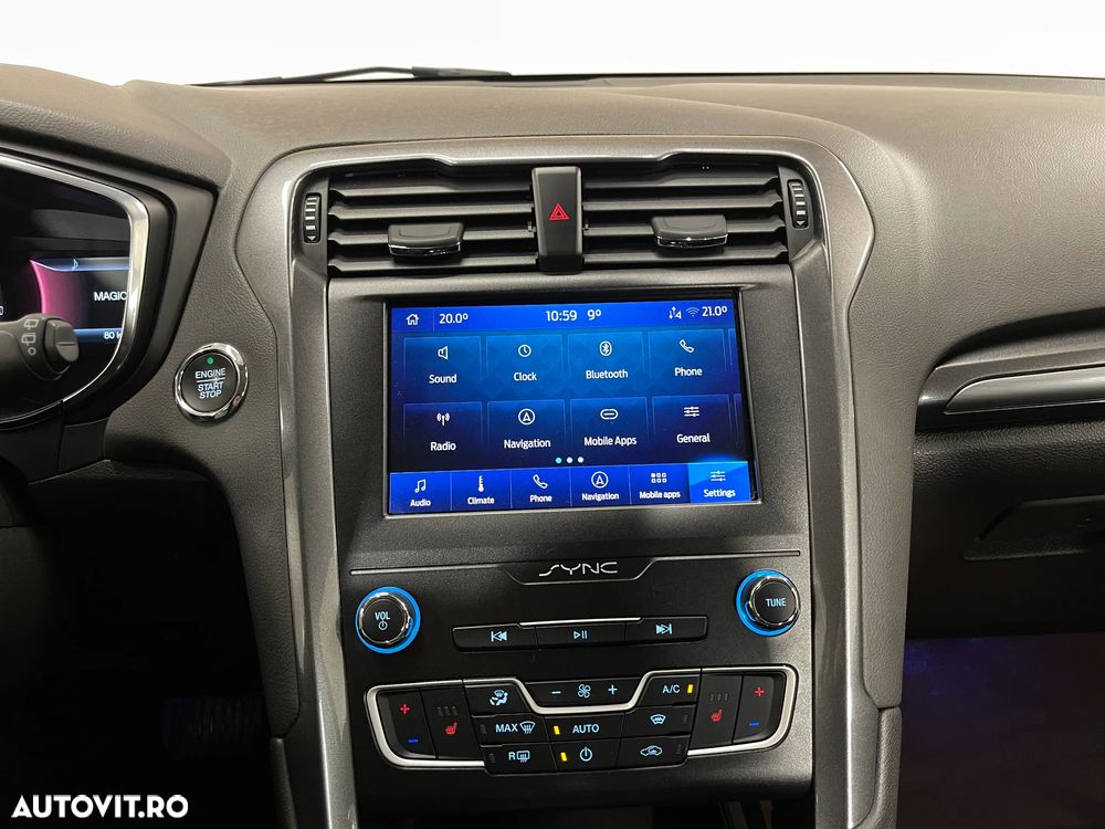 Ford Mondeo 2.0 HEV Titanium - 14