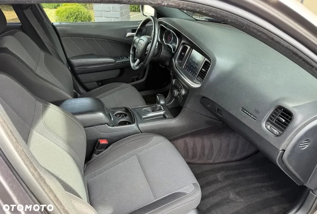 Dodge Charger 3.6 GT - 6