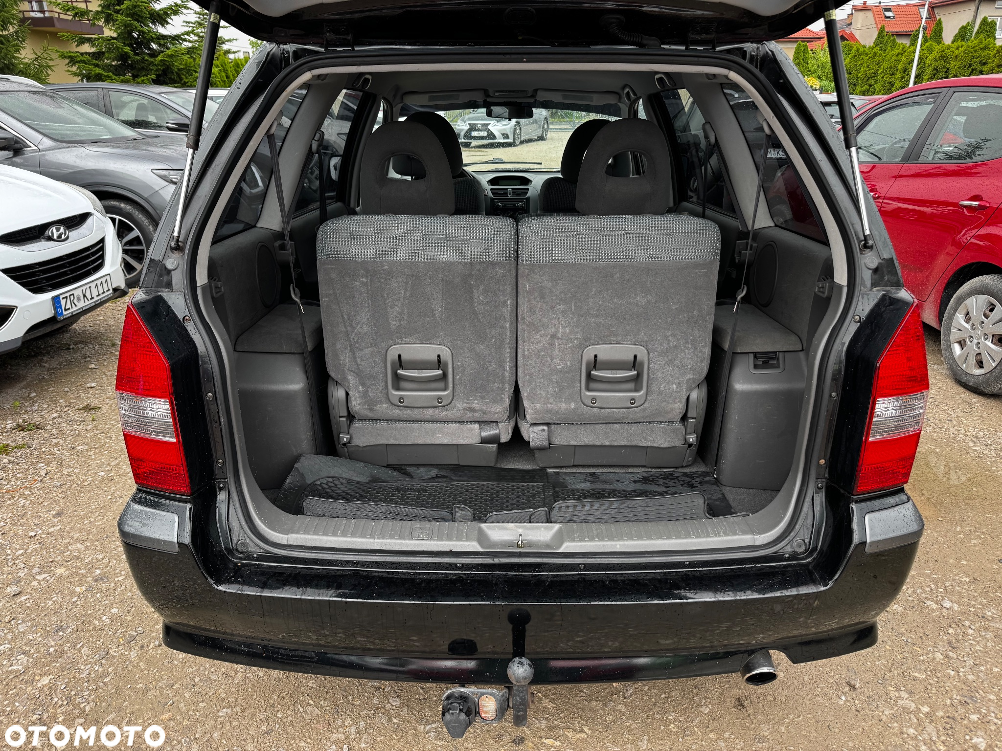 Mitsubishi Space Wagon 2.0 Cool - 31