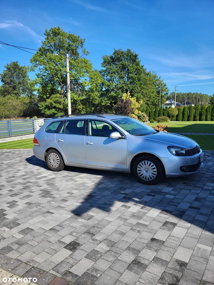 Volkswagen Golf - 2