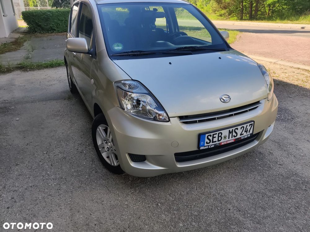 Daihatsu Sirion 1.3 Top S - 4