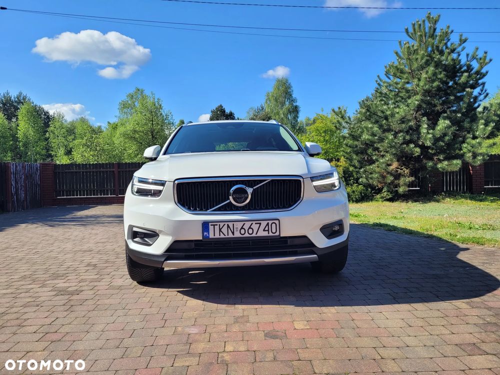 Volvo XC 40 T2 Momentum - 2