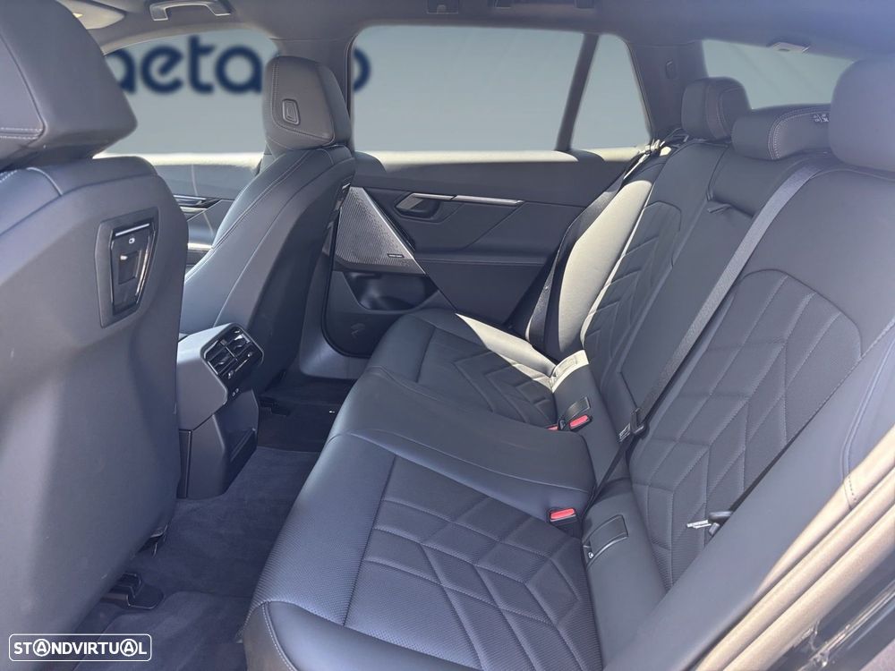 BMW i5 eDrive40 Edição Desportiva M - 10