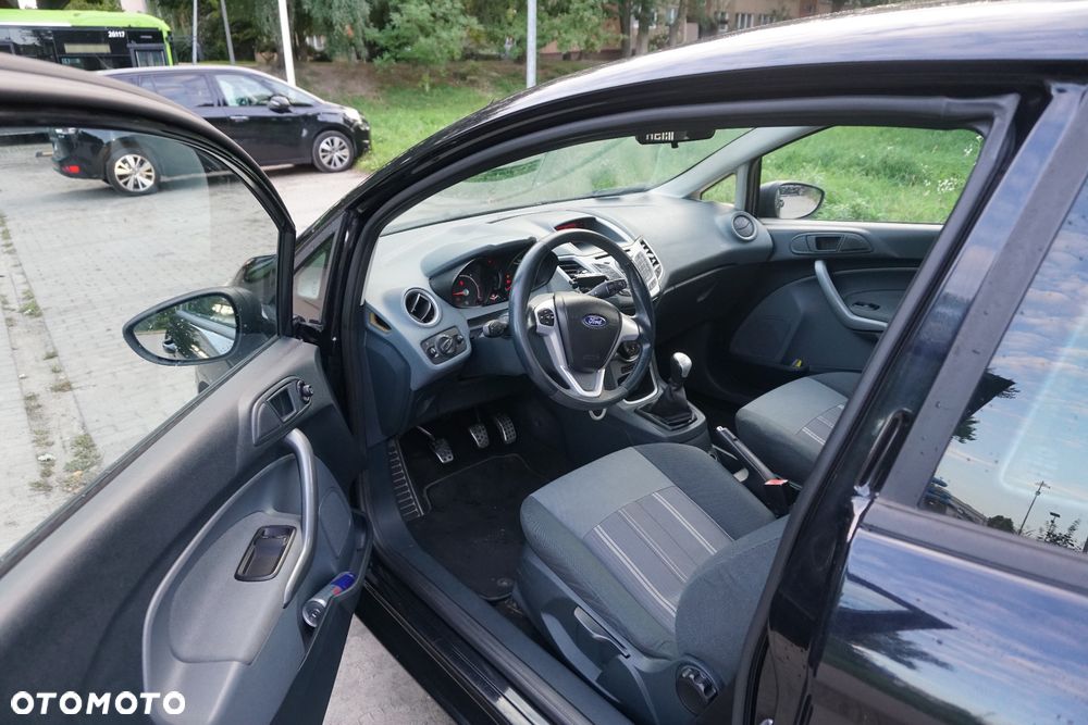 Ford Fiesta - 6