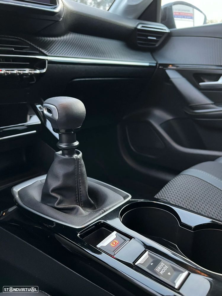 Peugeot 208 1.5 BlueHDi GT Line - 12