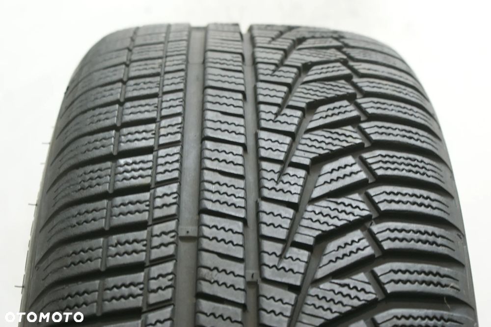 225/55R17 HANKOOK WINTER I CEPT EVO2 , 6,7mm A10122 - 1