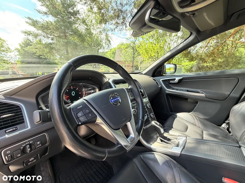 Volvo XC 60 D4 AWD Summum - 19