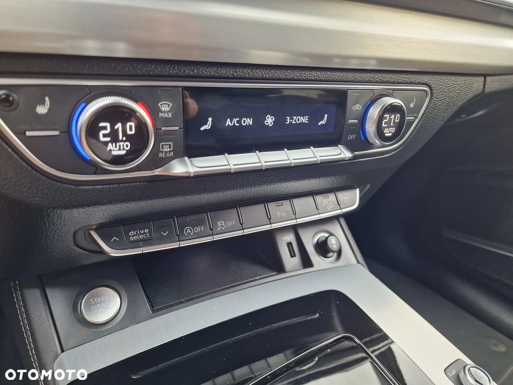 Audi Q5 40 TDI mHEV Quattro S Line S tronic - 29