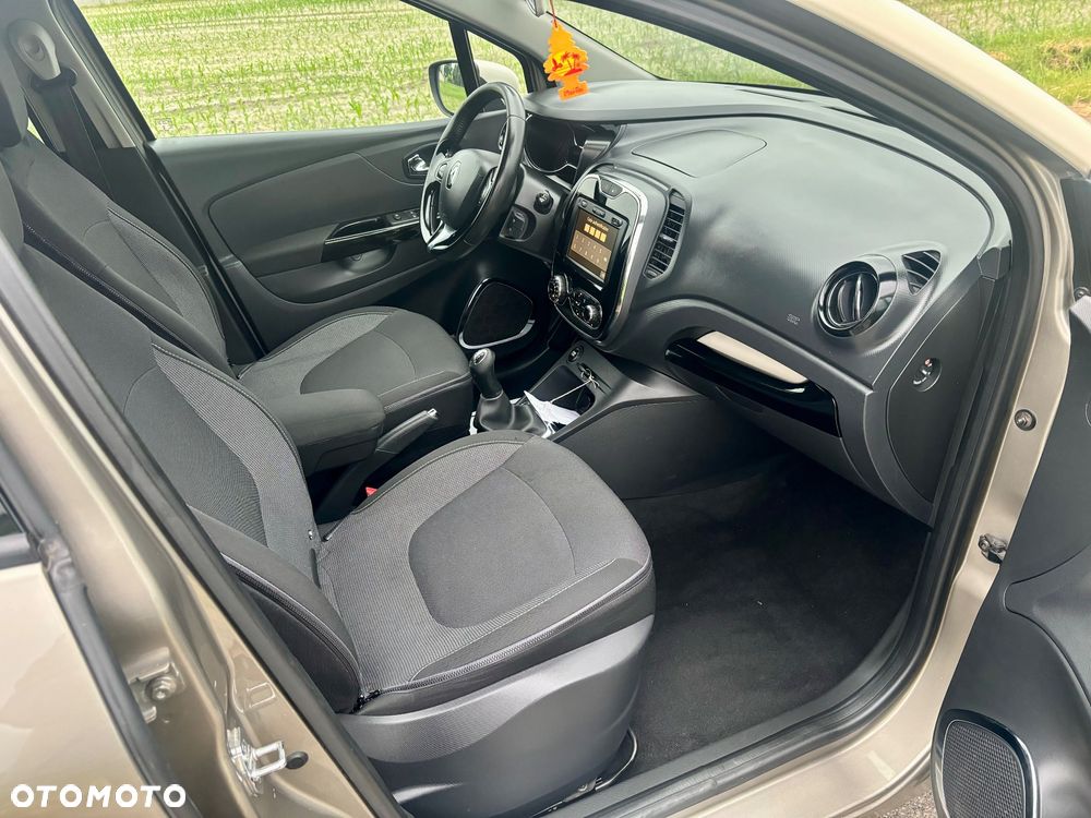 Renault Captur - 12
