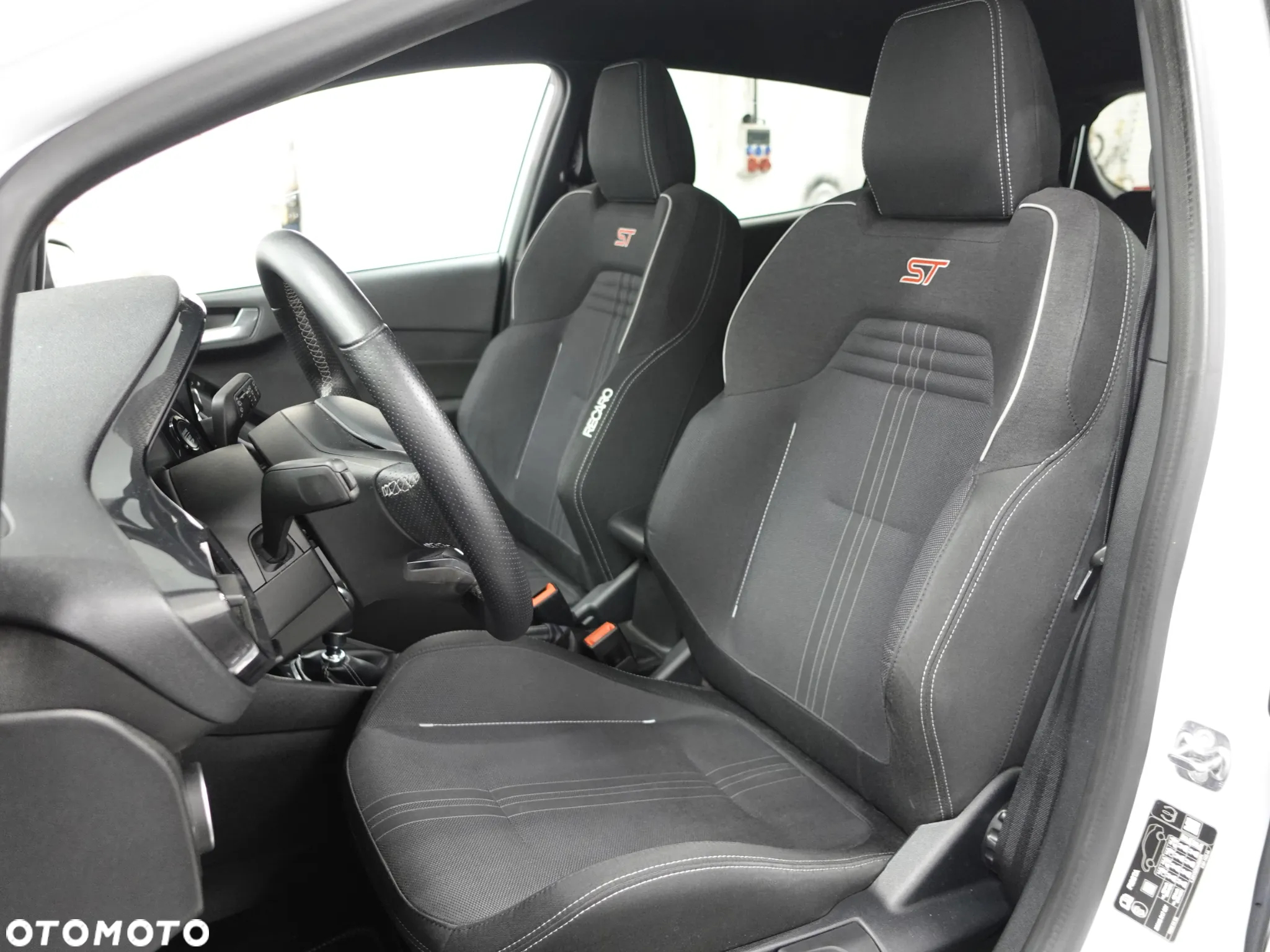 Ford Fiesta 1.5 EcoBoost S&S ST X - 23