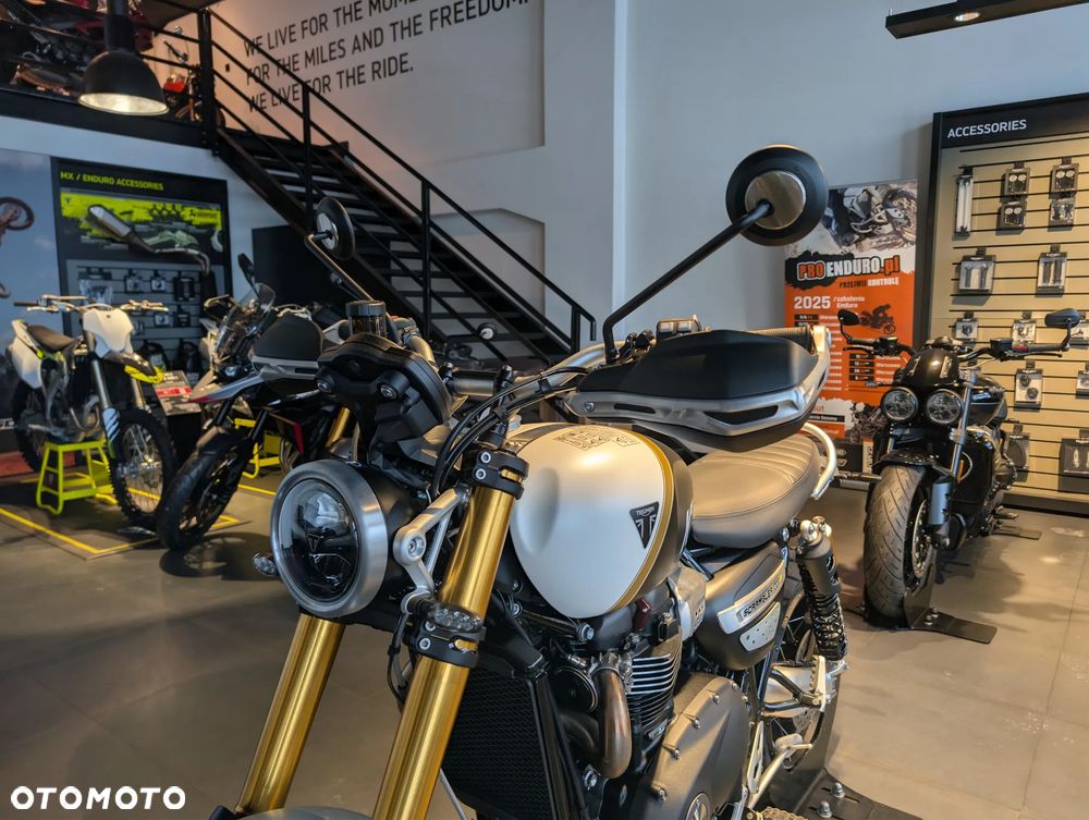 Triumph Scrambler - 6