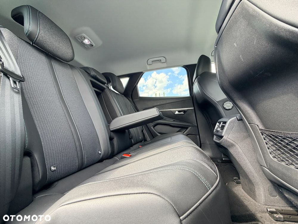 Peugeot 3008 1.6 PureTech Hybrid PHEV Allure Pack S&S EAT8 - 20