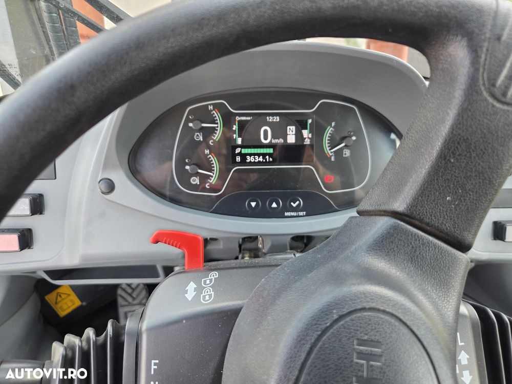 Hitachi ZW180-7, 2022, 3.650h, 13.294km rulati, CUPLA RAPIDA, cupa 3mc, Camera spate si laterale, cantar, gresare automata, Michelin 80% ok, consum mediu 8,9l/h, circ hidr suplm, masa operationala 18t,CA NOU-posibilitate leasing 4 ani-PROMOTIE 99.900 EUR+Tva - 37