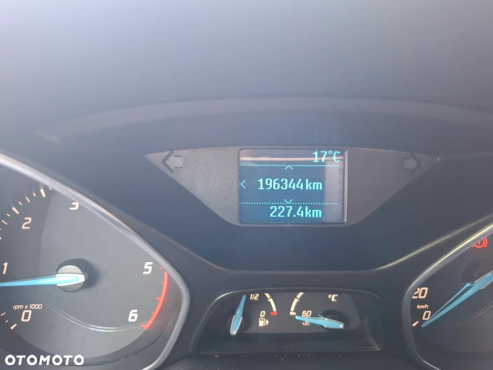 Ford Grand C-MAX - 21