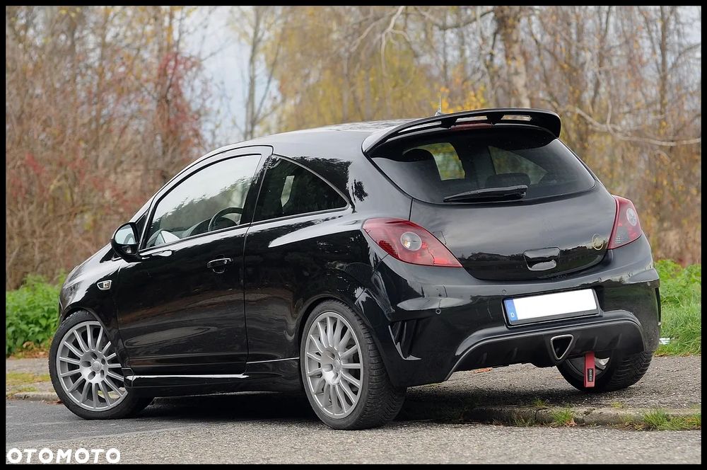 Opel Corsa 1.6 Turbo OPC - 3