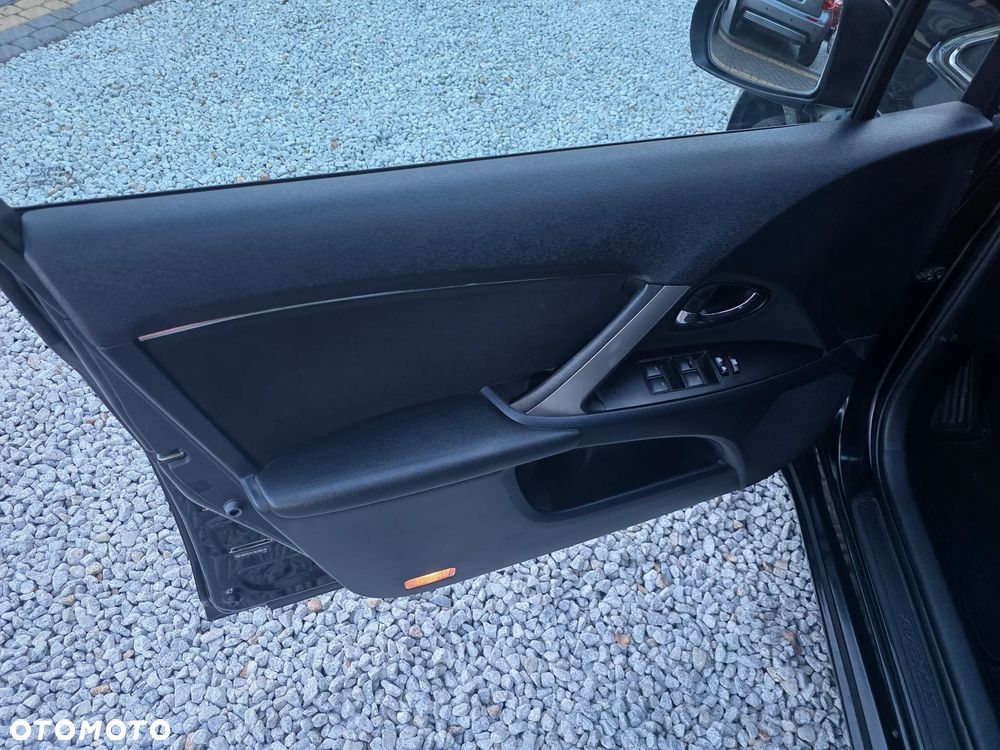 Toyota Avensis 2.0 D-4D Edition - 15