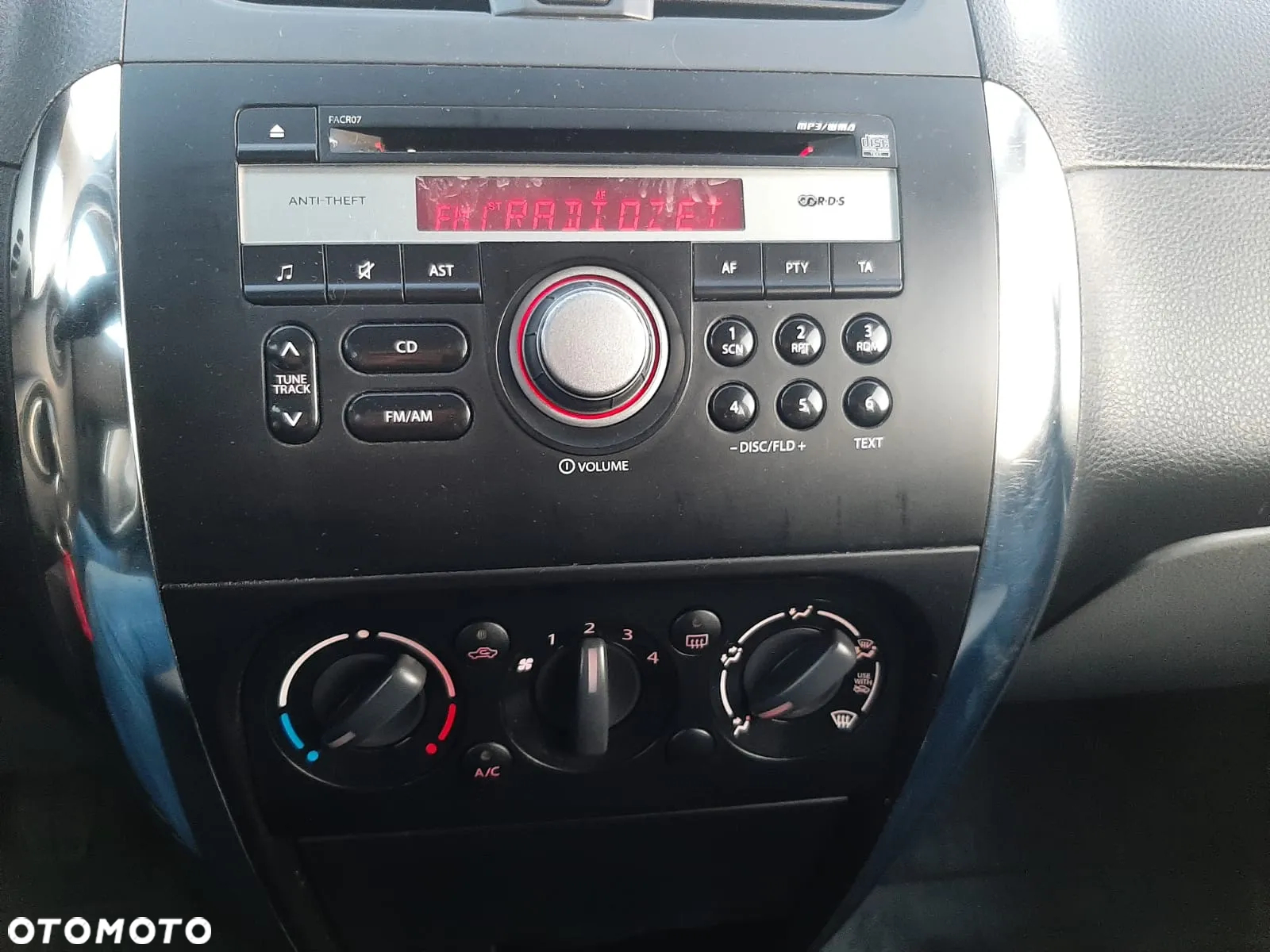 Suzuki SX4 1.6 Comfort Plus 4WD - 27