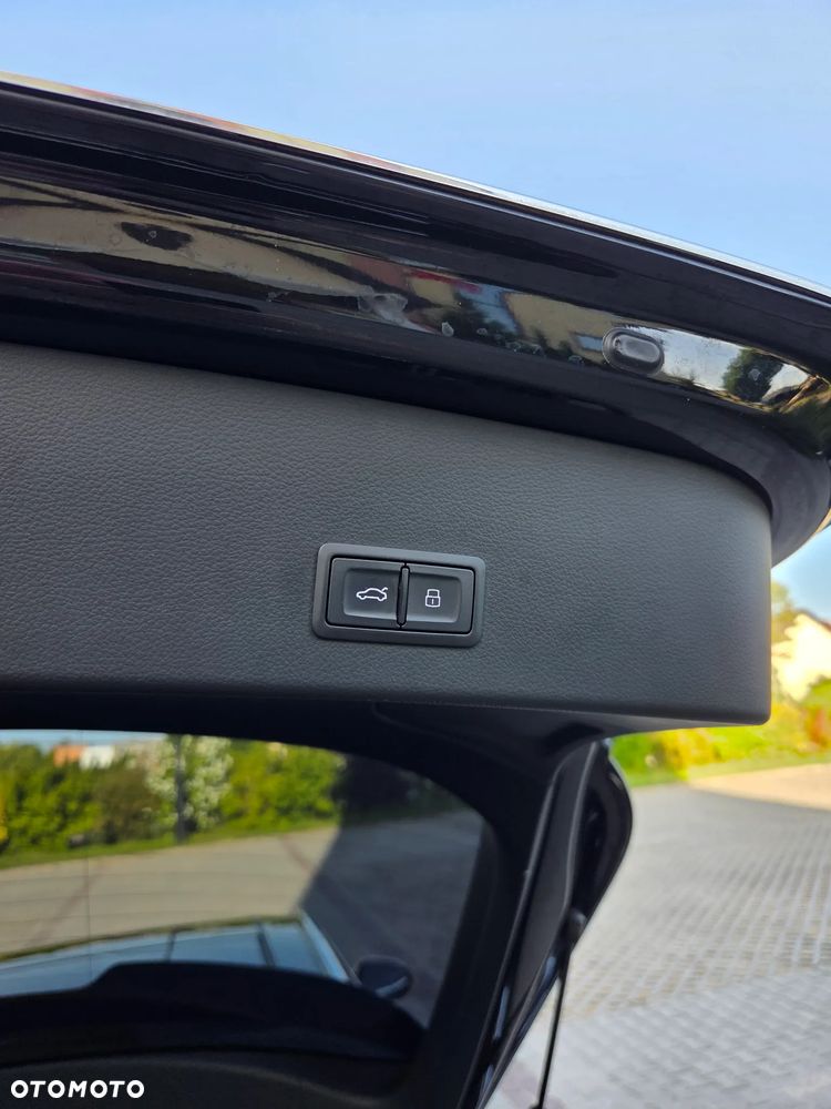Audi A6 Avant 2.0 TDI ultra S tronic - 26