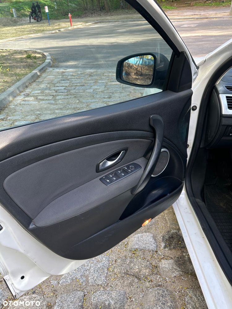 Renault Megane 1.5 dCi Avantage - 7