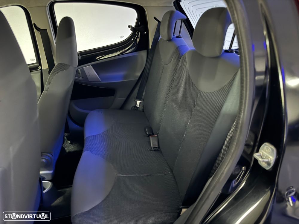 Peugeot 107 1.0 RC Line - 10
