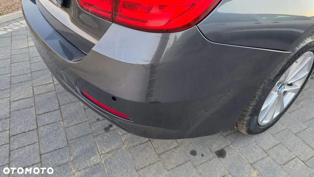 BMW Seria 3 320d xDrive - 22