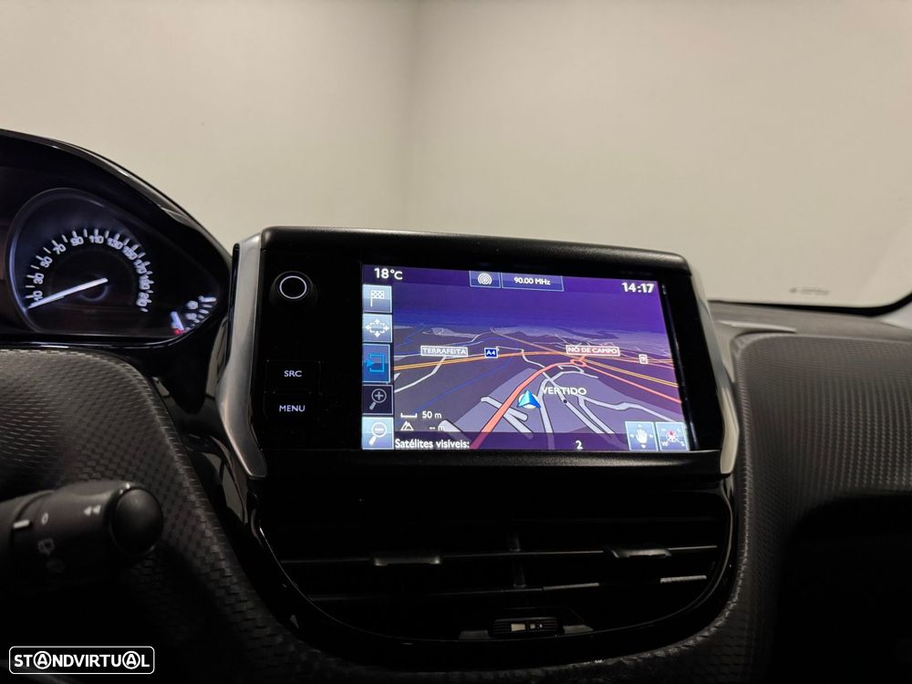 Peugeot 2008 1.6 BlueHDi Style - 9