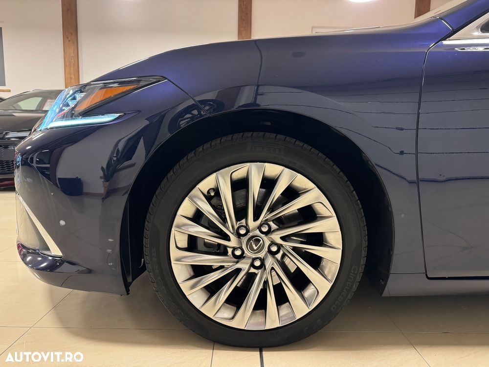 Lexus Seria ES - 34