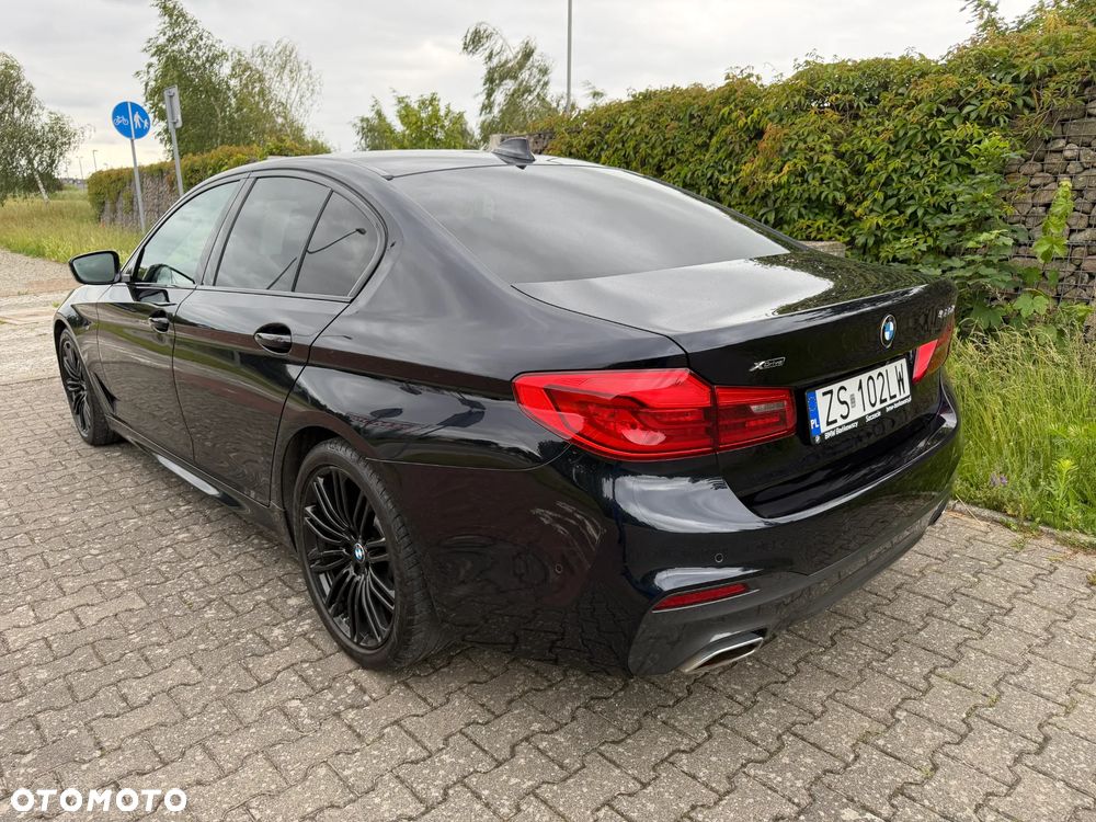 BMW Seria 5 520d xDrive M Sport sport - 9