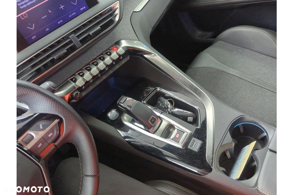 Peugeot 5008 - 9