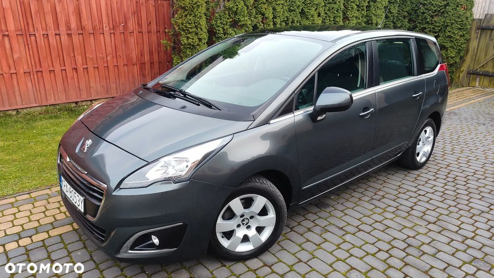 Peugeot 5008 HDI FAP 115 Allure - 2