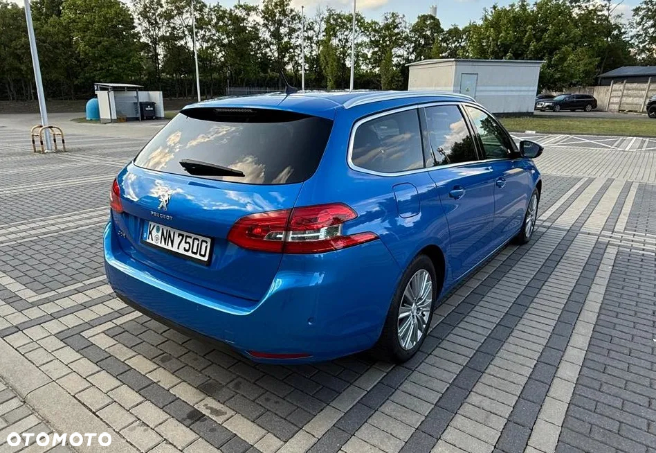 Peugeot 308 SW BlueHDi 130 Allure - 25