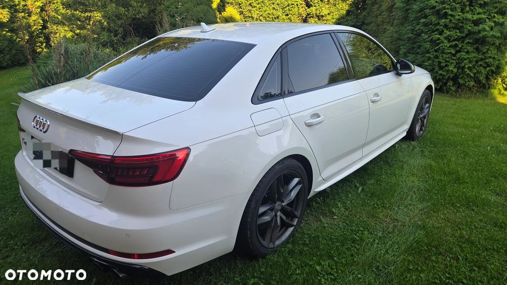 Audi S4 Limousine - 8