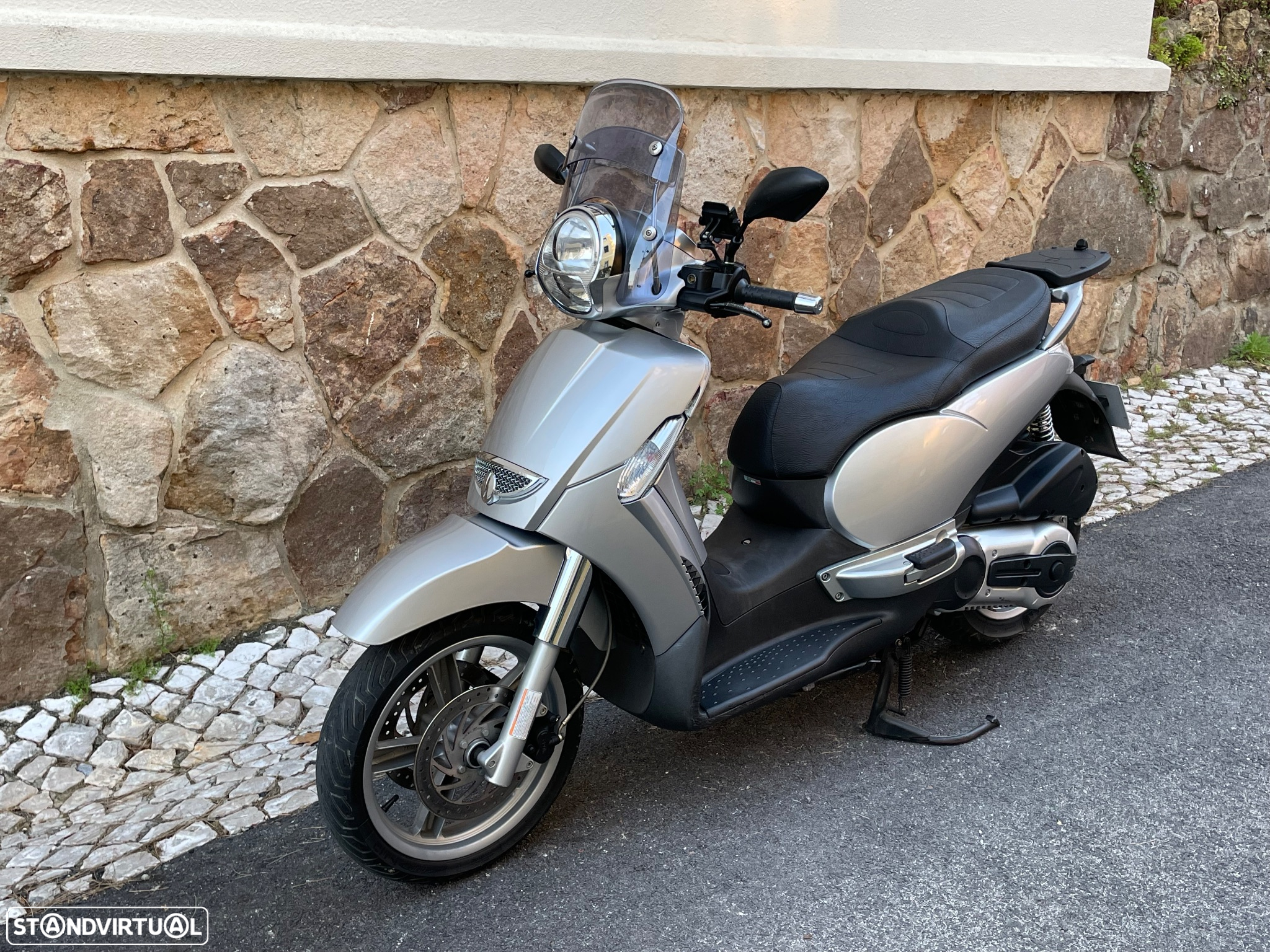 Aprilia Scarabeo 500 ie light - 4