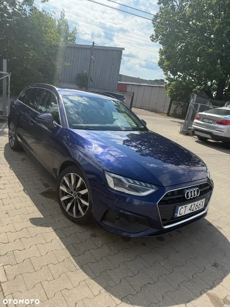 Audi A4 - 4