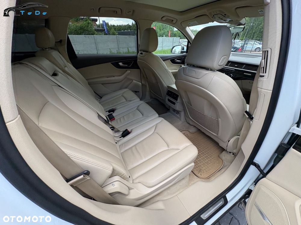 Audi Q7 3.0 TFSI Quattro Tiptronic - 31