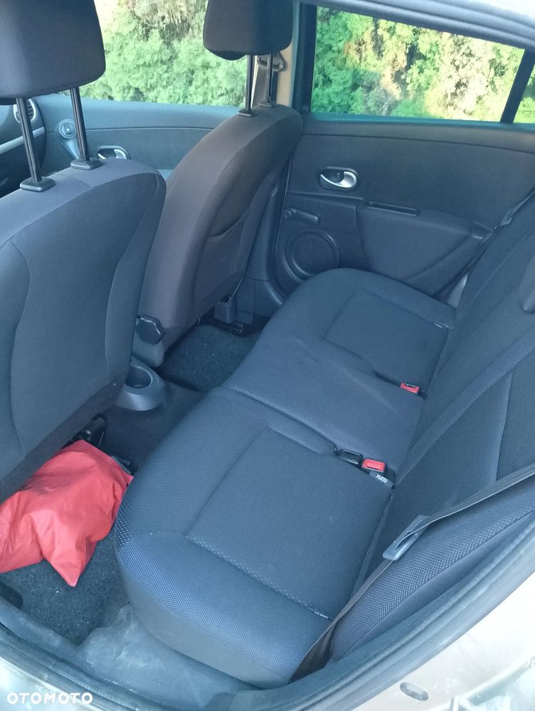 Renault Clio 1.2 TCE Authentique - 7