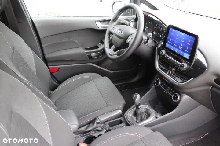 Ford Fiesta 1.0 EcoBoost Hybrid S&S TITANIUM X - 34