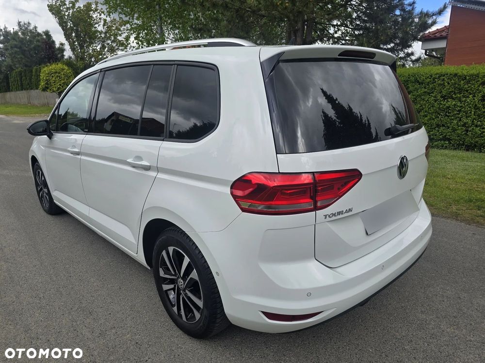 Volkswagen Touran 1.6 TDI SCR IQ.DRIVE - 3