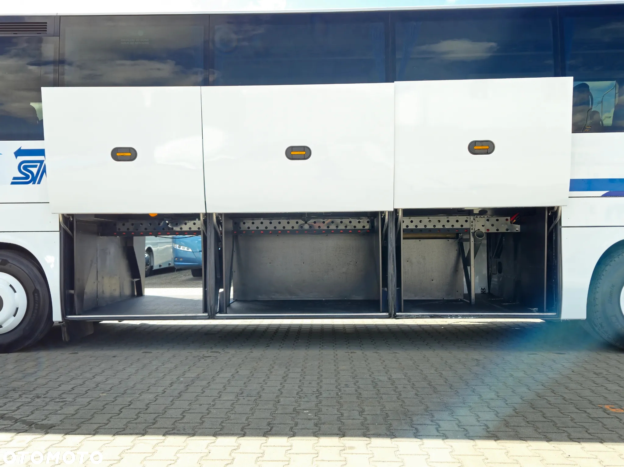 Iveco MAGELYS HD / SPROWADZONY / SPROWADZONY Z FRANCJI/ MANUAL/ PANORAMA DACH / EURO 6 - 16